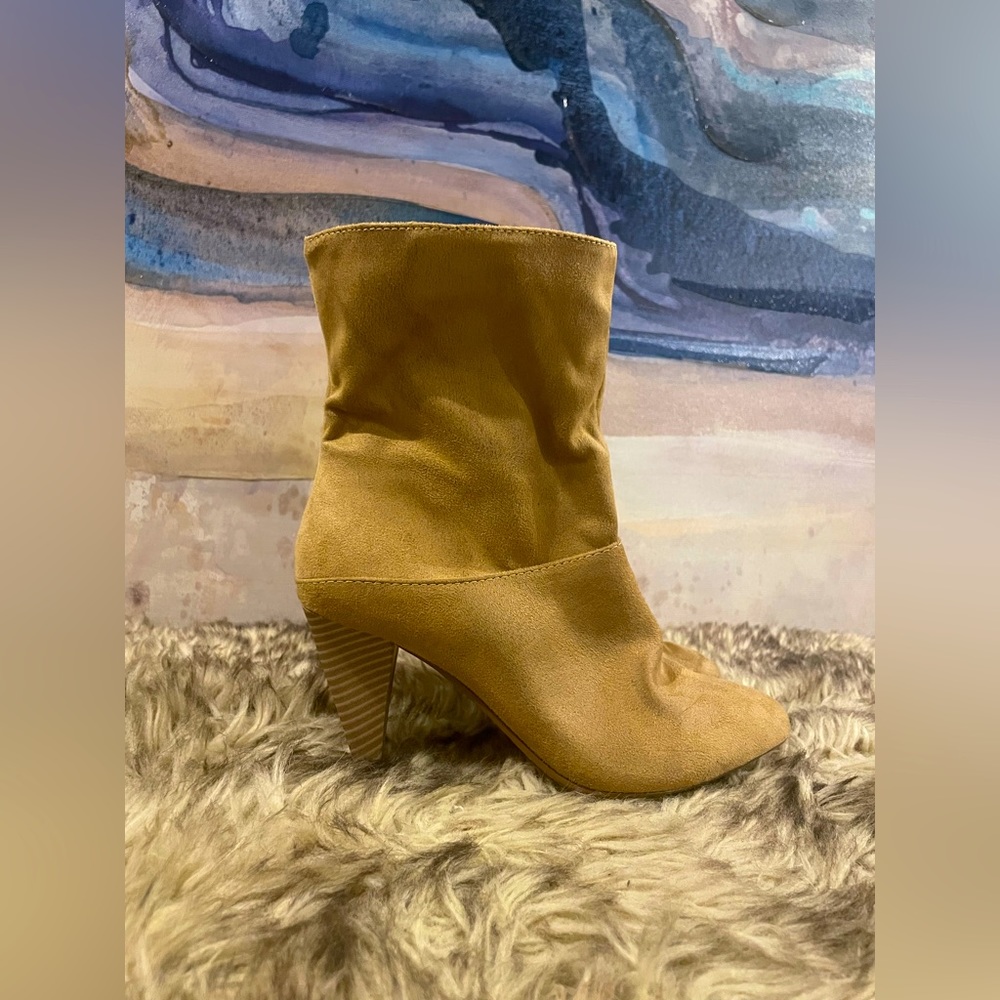 Express Brown heeled boots